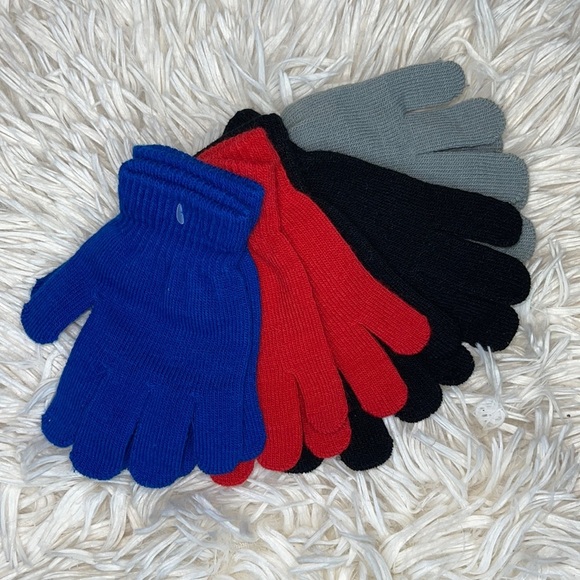 Boys 4 Pack Gloves - Picture 1 of 1